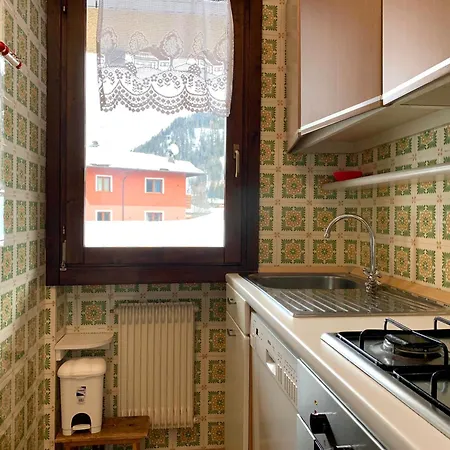 Trilocale Lo Scoiattolo Lägenhet
